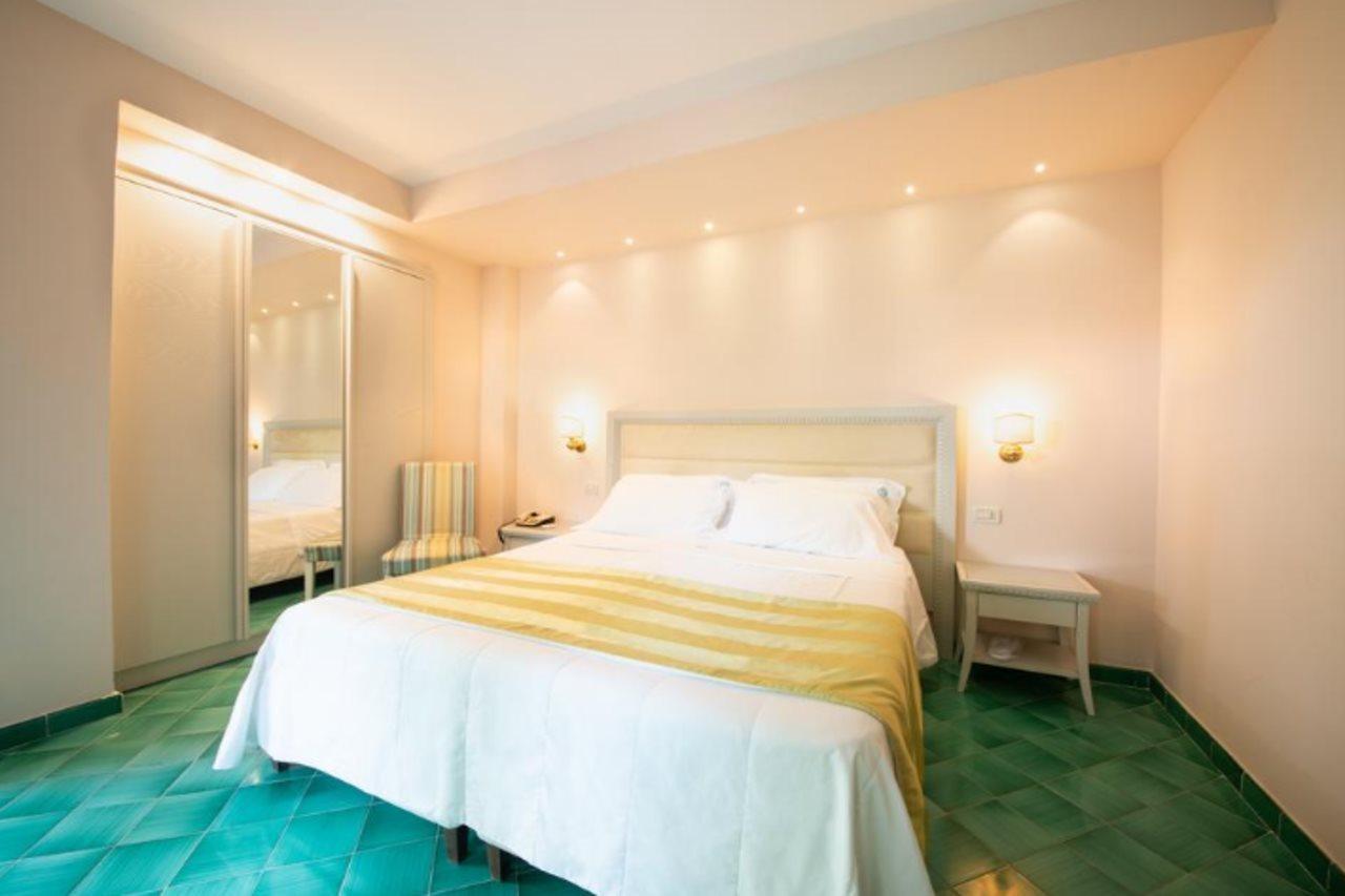 Hotel Continental Ischia Dış mekan fotoğraf